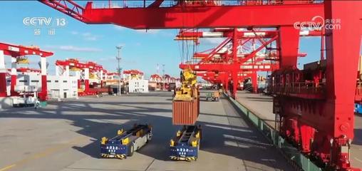 從“1”到“21” 自貿(mào)區(qū)十年蝶變，上海引領(lǐng)中國(guó)開(kāi)放新格局